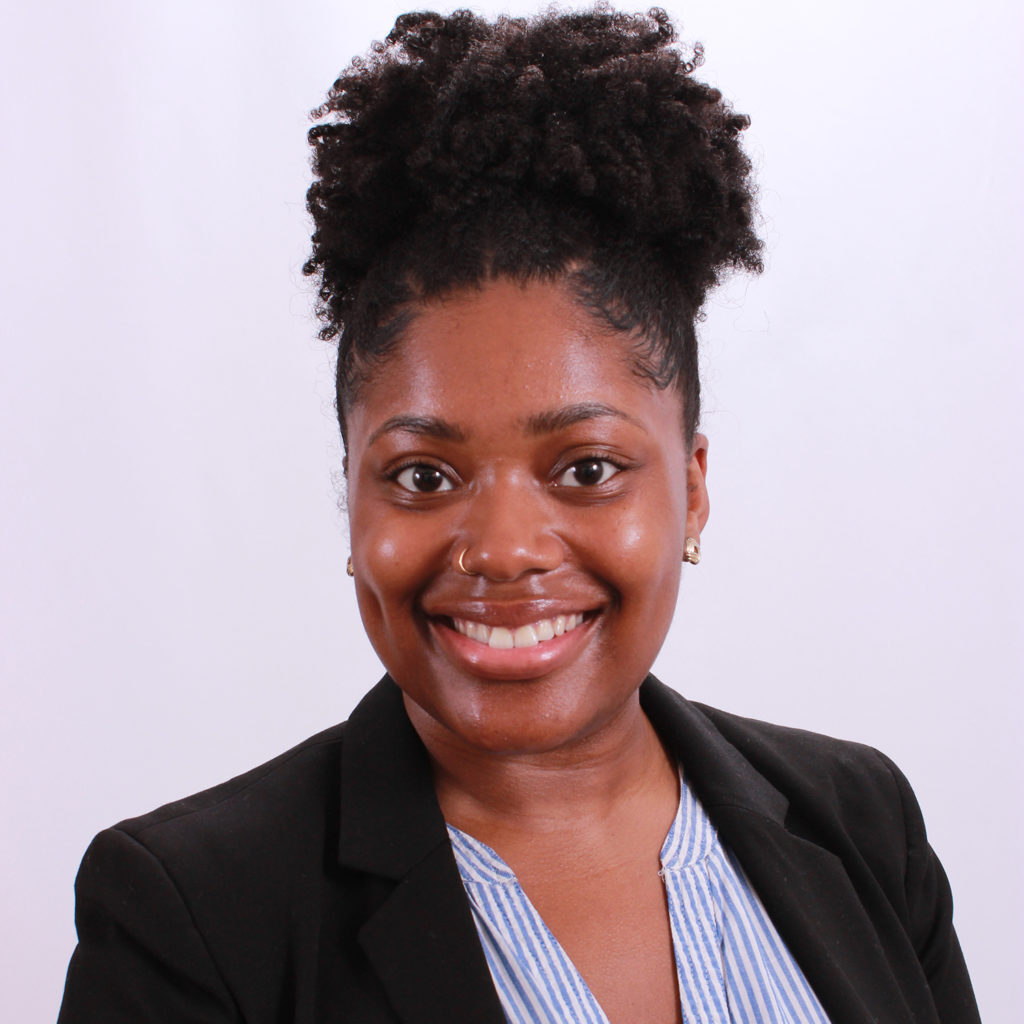TeamHeadshots-7-KierraGrayson-1500x1500 TeamHeadshots-7-KierraGrayson-1500x1500